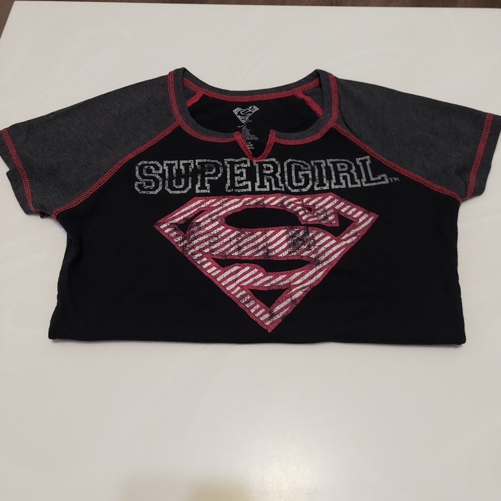 Supergirl DC comics t-shirt  |S|